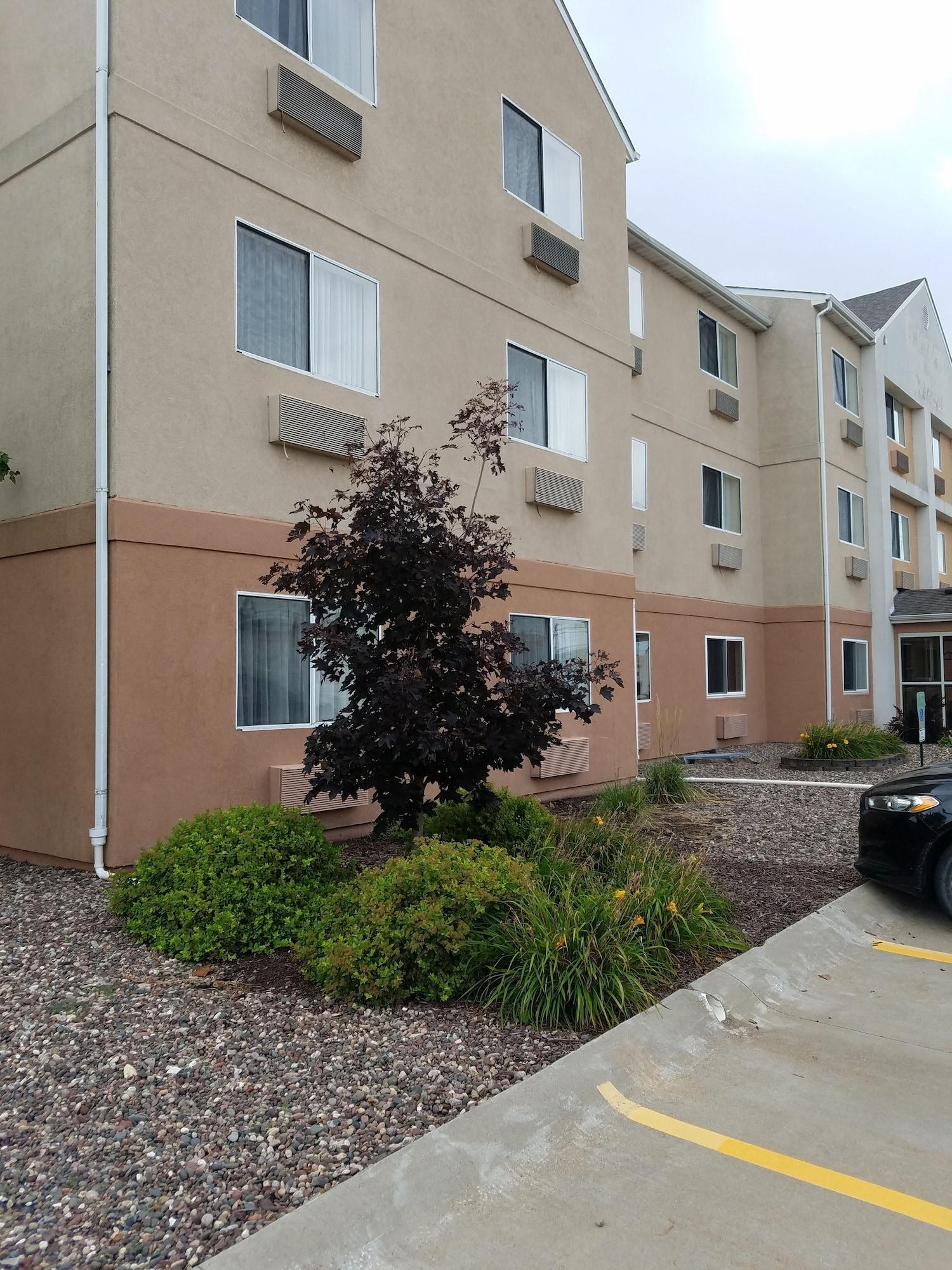 Americinn By Wyndham Moline Airport Quad Cities Buitenkant foto