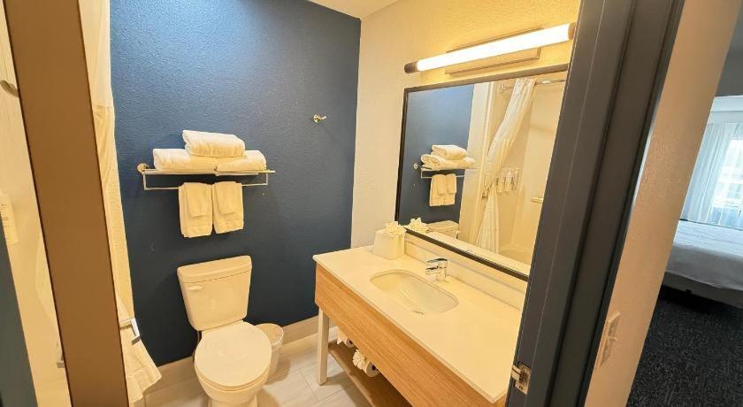 Americinn By Wyndham Moline Airport Quad Cities Buitenkant foto