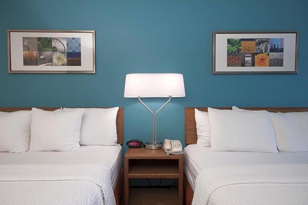 Americinn By Wyndham Moline Airport Quad Cities Buitenkant foto